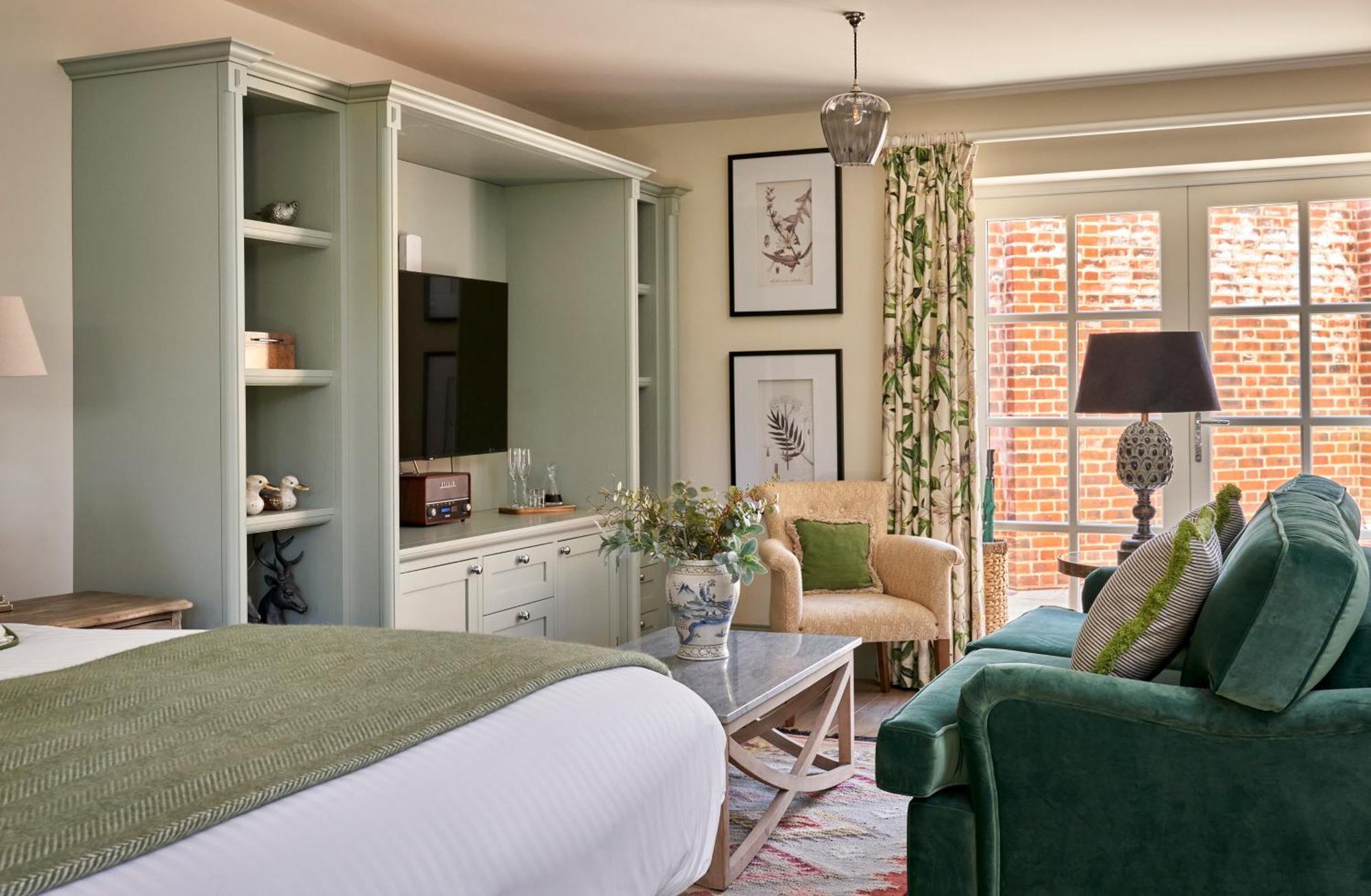 Hotel The Montagu Arms Beaulieu Esterno foto