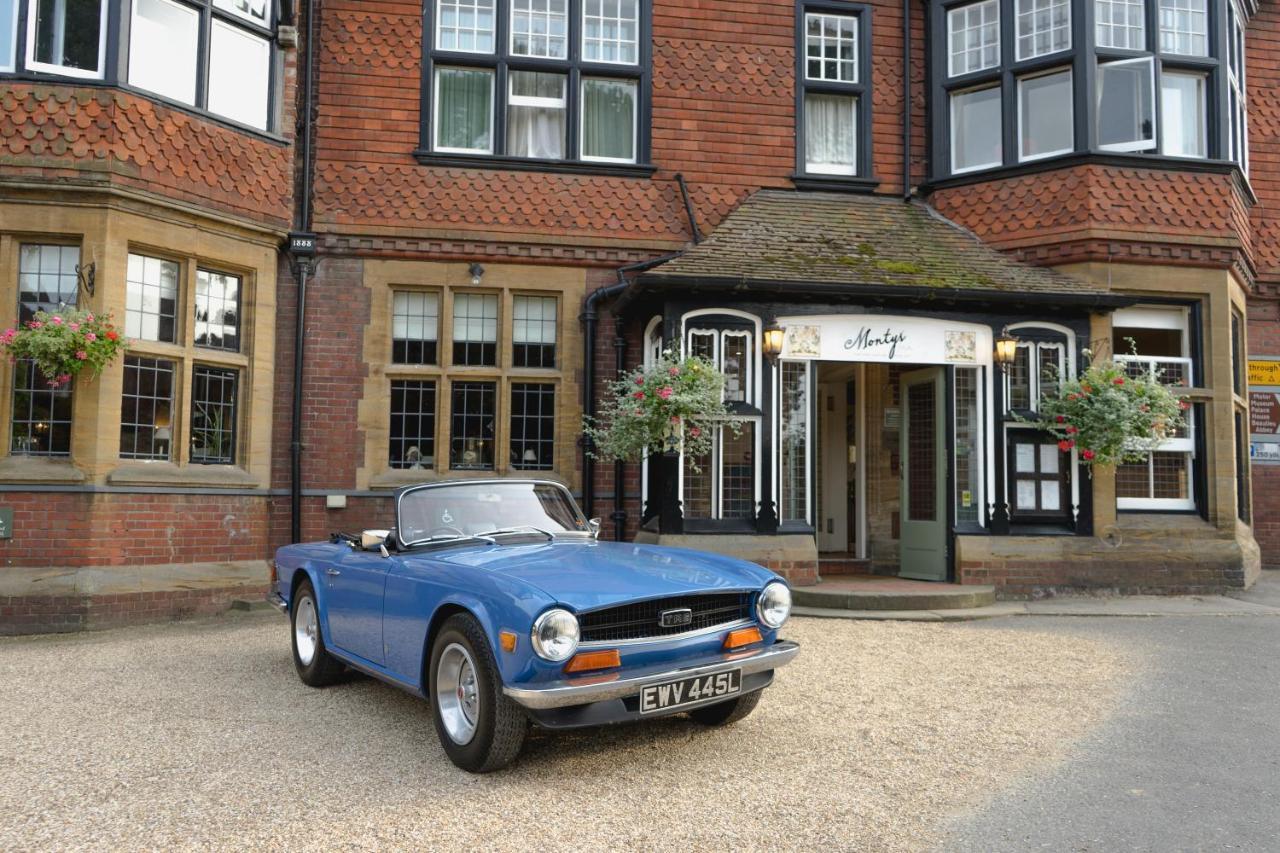 Hotel The Montagu Arms Beaulieu Esterno foto